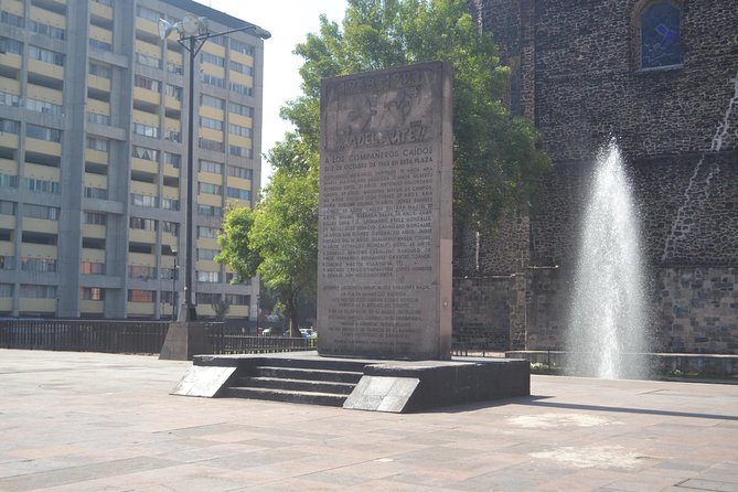 Teotihuacan & Guadalupe Shrine + Xochimilco, Coyoacán & Frida Kahlo Combo Tour - UNAM adds modern Mexican art