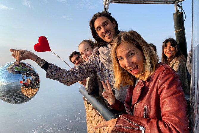 Teotihuacan Hot Air Balloon Flight from Mexico City / Volare - The 30 to 50 minute flight over the valley