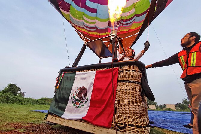 Teotihuacan Hot Air Balloon private or group tour - Walking through the Teotihuacan archaeological site