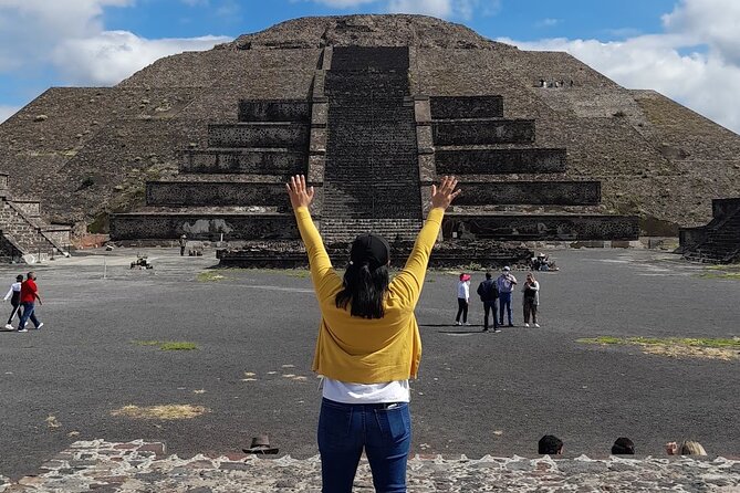 Teotihuacan Morning Tour Explore without Crowds - Transport, meeting point, and group size