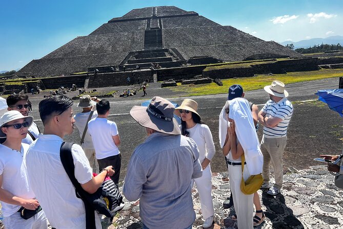 Teotihuacan Morning Tour Explore without Crowds - Water, breakfast, and practical comfort