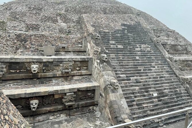 Teotihuacan: Pyramids, Caves & Culinary Experience - Agave, minerals, and the optional tasting