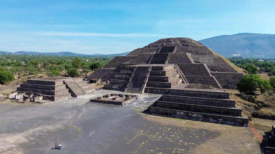 Teotihuacan Pyramids: Guided Tour with Entry Ticket Included - Starting with the Pyramid of the Sun