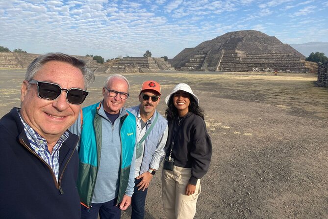 Teotihuacan Pyramids Morning Tour With Me, Angela! - A local restaurant after the ruins