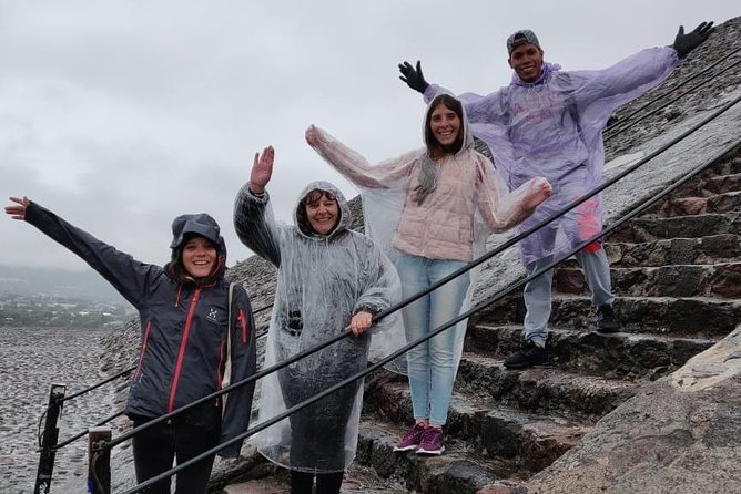 Teotihuacan Pyramids Tour, small group in Van, from Mexico City - Climbing around the Pyramid of the Sun
