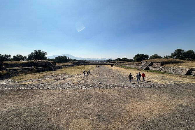 Teotihuacan Tour with Basilica of Guadalupe and Tlatelolco - Guadalupe gives the afternoon a different mood