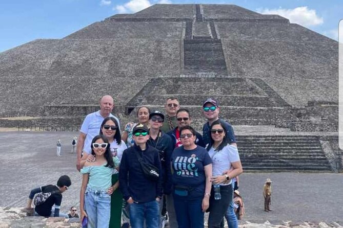 Teotihuacan Tour with Basilica of Guadalupe & Tlatelolco - Starting at 8:00 a.m. in Reforma