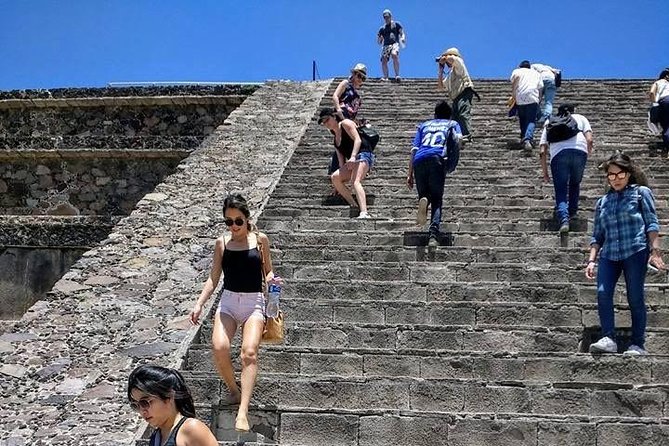 TEOTIHUACAN with a certified local guide -PRIVATE & SHARED OPTION - Quetzalcoatl and the museum collection