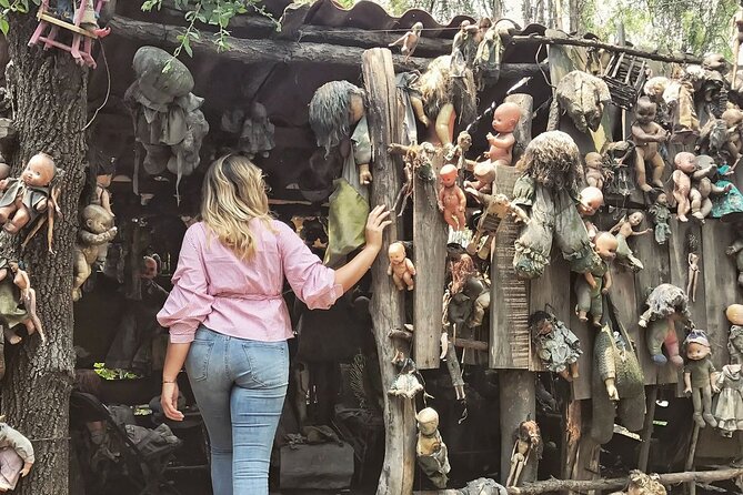 The best walk in Xochimilco - Music, food, crafts, and greenhouses