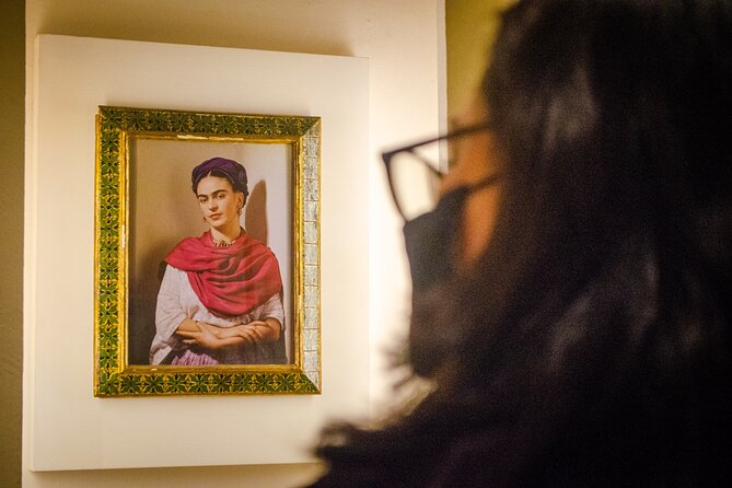 Ticket for the Frida Kahlo Museum - Moving slowly through Frida’s rooms