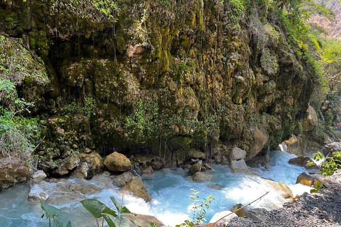 Tolantongo Private Tour + Pastes + One Day at the Hot Springs - Rain, closures, and the return to Mexico City