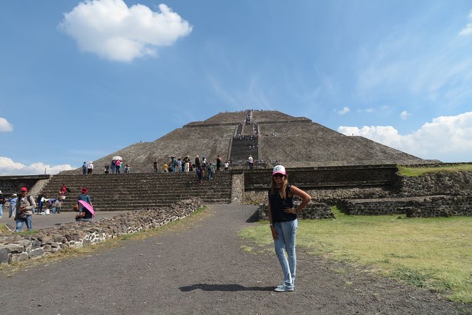 Tour Basilica de Guadalupe and Pyramids of Teotihuacan - Food, money, and what to pack