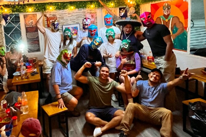 Tour Lucha Libre ,Tacos, Tequila and Mezcal in Mexico City - Walking into Arena México