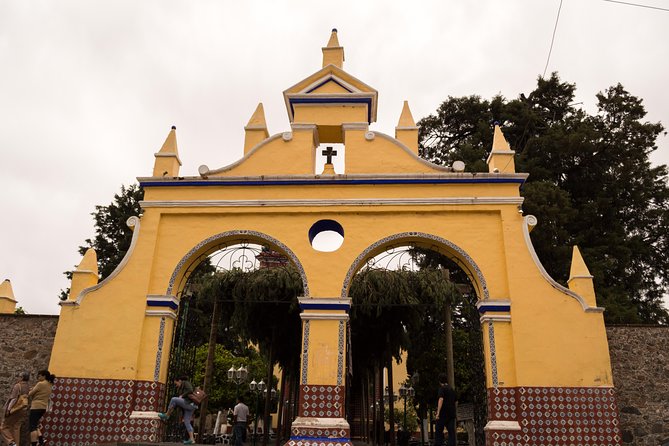 Tour to Puebla and Cholula - Lunch, shopping, and lost sightseeing time