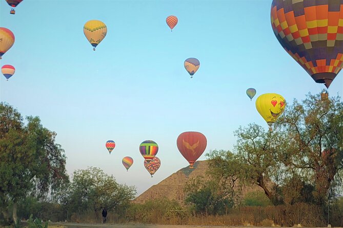 Tour to Teotihuacan from CDMX with entrances included - The Pyramid of the Sun delivers the big scale