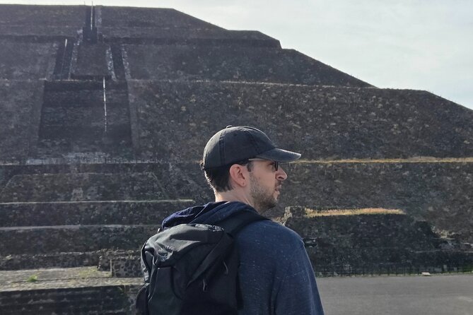 Tour to Teotihuacan with Pickup from Parque Mexico - Coffee before the pyramids at Panadería Rosetta