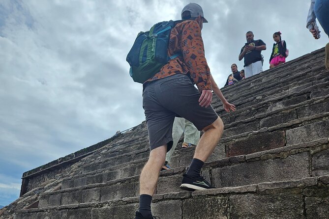 Tour to Teotihuacan with Pickup from Parque Mexico - A guide-led visit with room for real questions