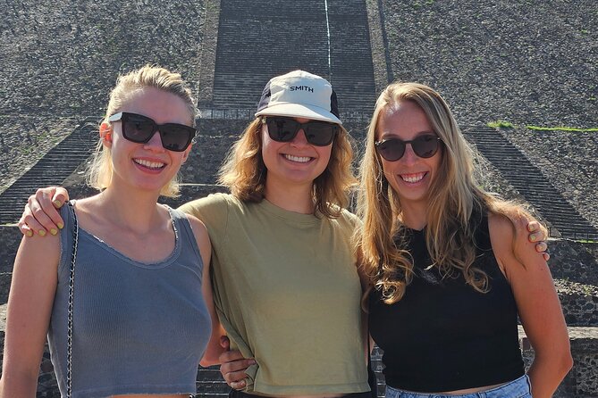 Tour to Teotihuacan with Pickup from Parque Mexico - Quetzalpapálotl reveals how people lived