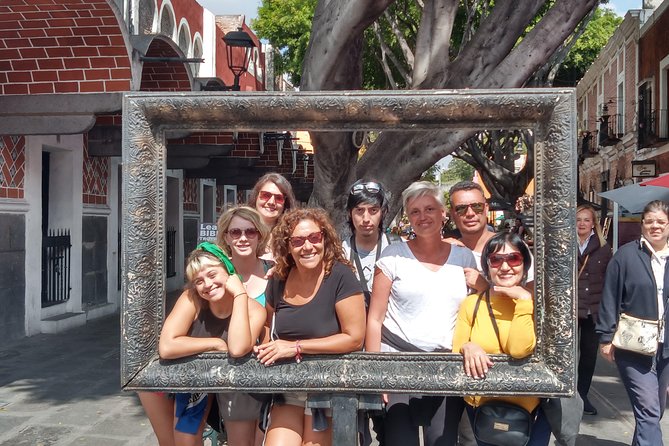Town walking tour of the city - Callejón de los Sapos and the old neighborhood stories