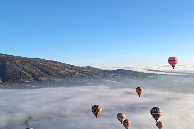 Unforgettable Balloon Flight + Tour of Teotihuacan - Transportation, language, and package details