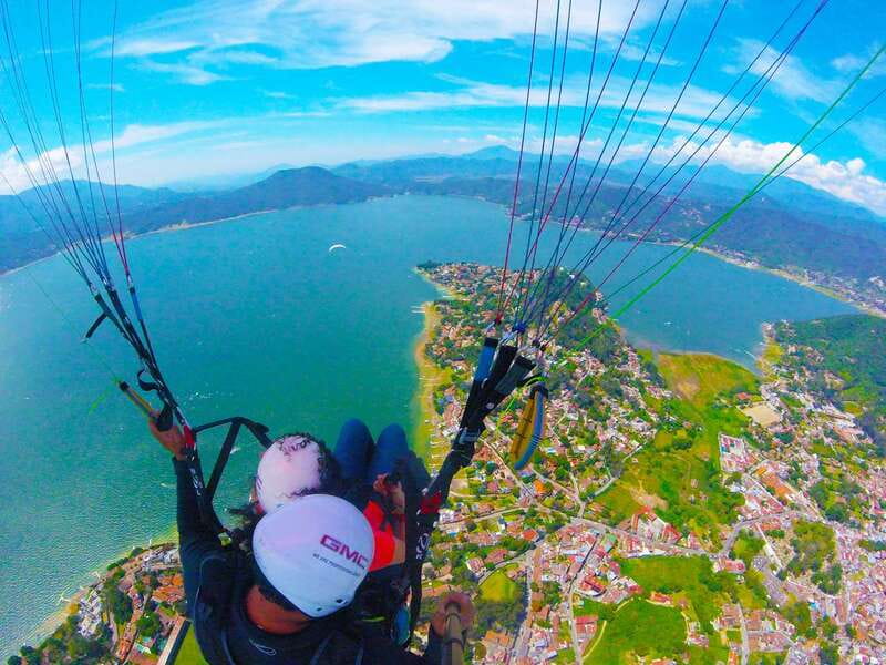 Valle de Bravo: Paragliding flight - Monte Alto and the preparation before takeoff