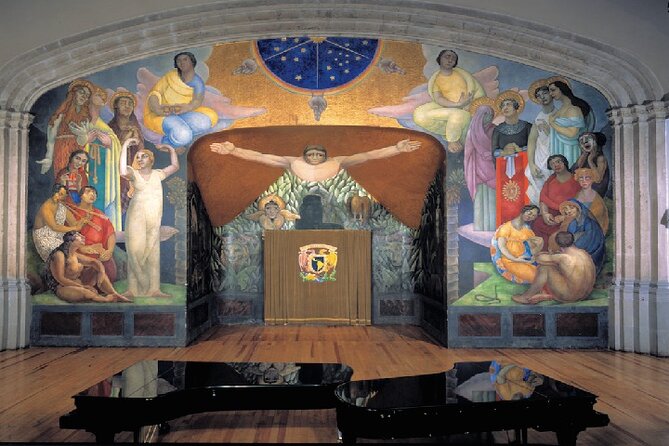 Walking Tour - Impressive murals in Historical Center of Mexico City - Walking through the Historic Center