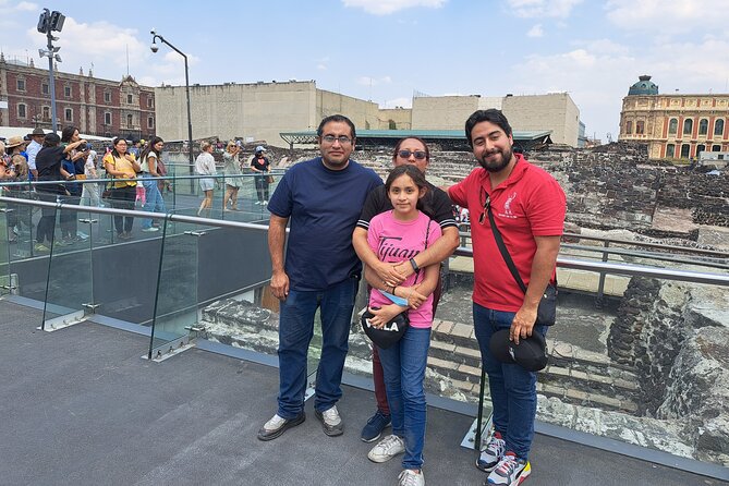 Walking Tour in Historic Center CDMX - Teatro de la Ciudad and Esperanza Iris