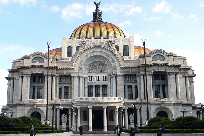 Walking Tour of the Historic Center in Mexico City - Palacio Postal, an art nouveau surprise