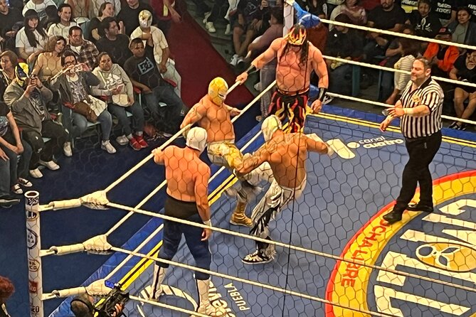 Wrestling + Tacos and Mezcal the best Experience - Timing, transport, and practical details