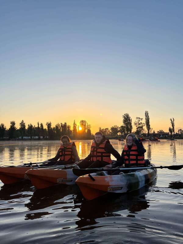 Xochimilco: amanecer en kayak Ciudad de México - Canals, lagoons, and chinampas