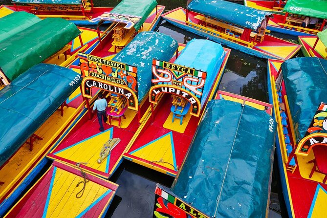 Xochimilco Barco Fiesta Tentacion 18+ with Open Bar and Tacos - Key points before you book