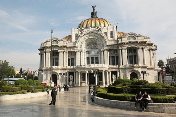 Xochimilco, Coyoacan and Frida Kahlo with Optional Lunch - UNAM’s Central Campus and Olympic Stadium