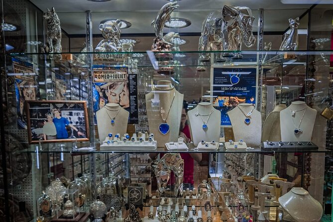 Xochimilco, Coyoacan and more tours - The Rafael silver workshop: useful stop or unwanted detour?