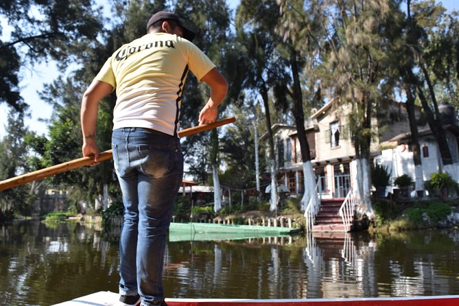 Xochimilco & Coyoacán Private Tour: Canals, Markets & Local Food - Practical details that affect your day