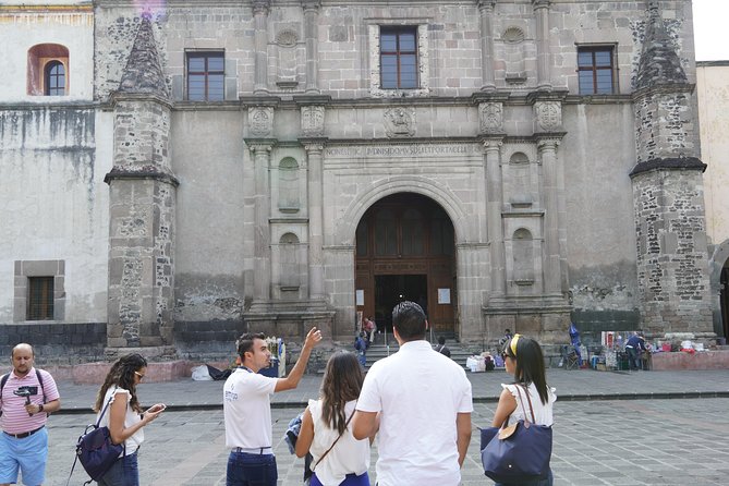 Xochimilco & Coyoacan with Frida Kahlo Private Tour - Coyoacán: colonial streets and a useful first walk