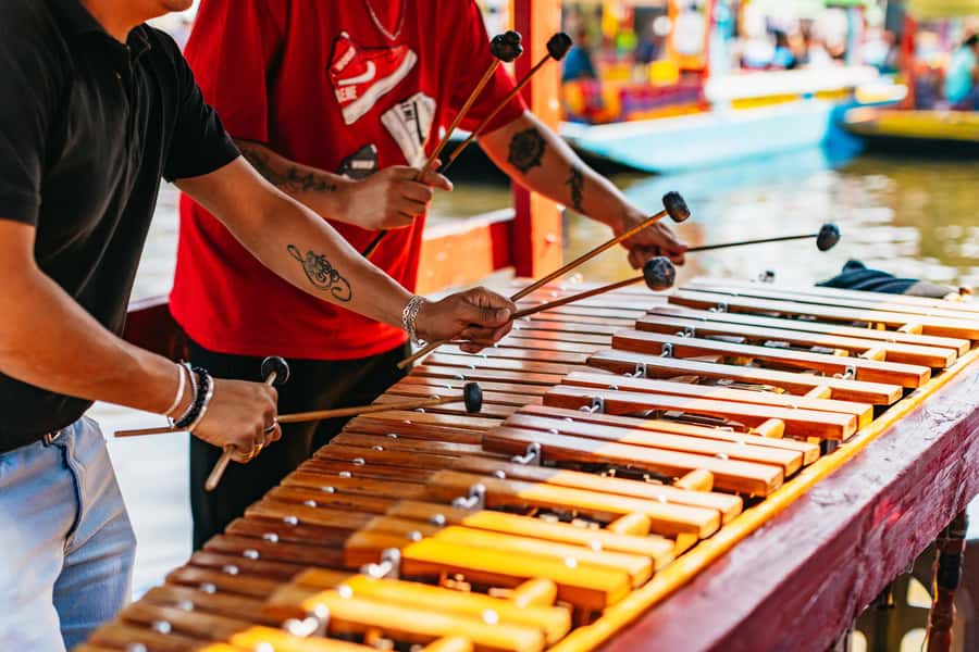 Xochimilco: traditional boat tour, culture, and fun. - Food, sweets, and the quesadilla stop